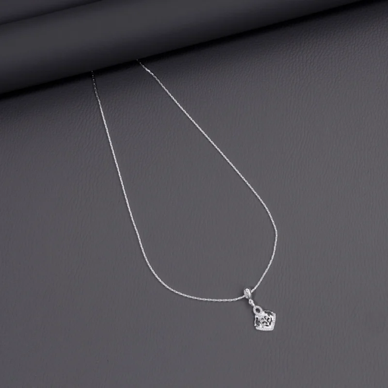 Agra Chain With Pendant