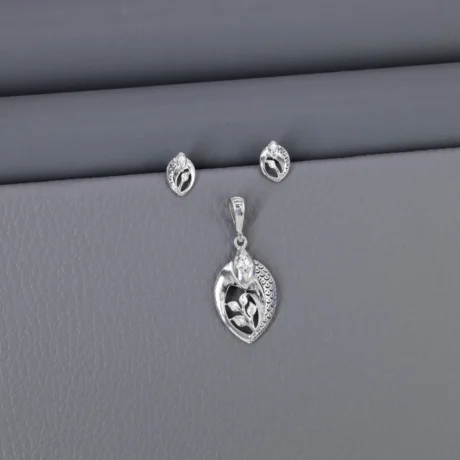 Plain Rhodium Pendant Set