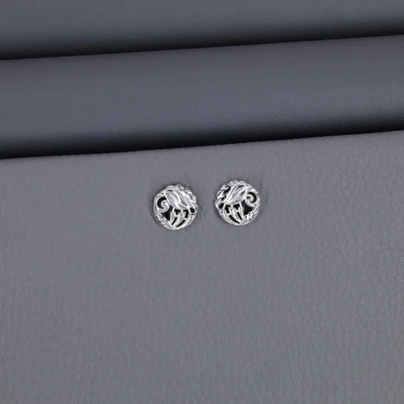 Plain Rhodium Stud