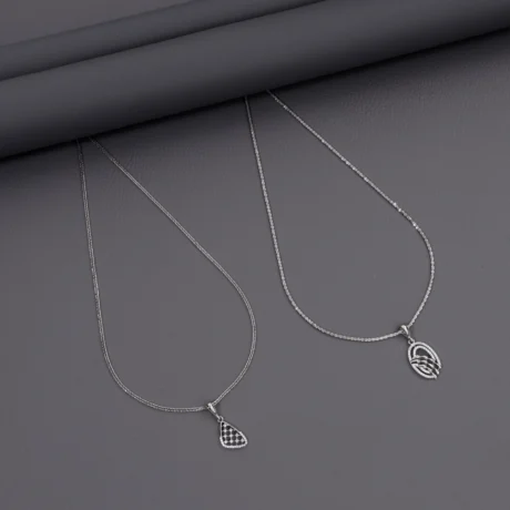 Rhodium Chain With Pendant